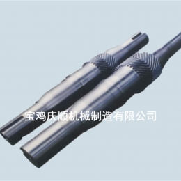 小齿轮轴总成